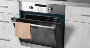 Il forno ha un pulsante segreto che nessuno conosce: l’arma per una pulizia approfondita